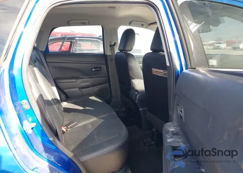 2017 Mitsubishi Outlander Sport 2.4 Sel z USA, uszkodzony, nr VIN JA4AP4AW5HZ018439